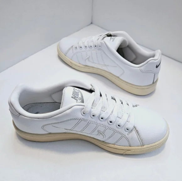 Nike Court Royale White Women's 315161-111 Sneakers/Shoes Size 8.5 - Picture 3 of 11